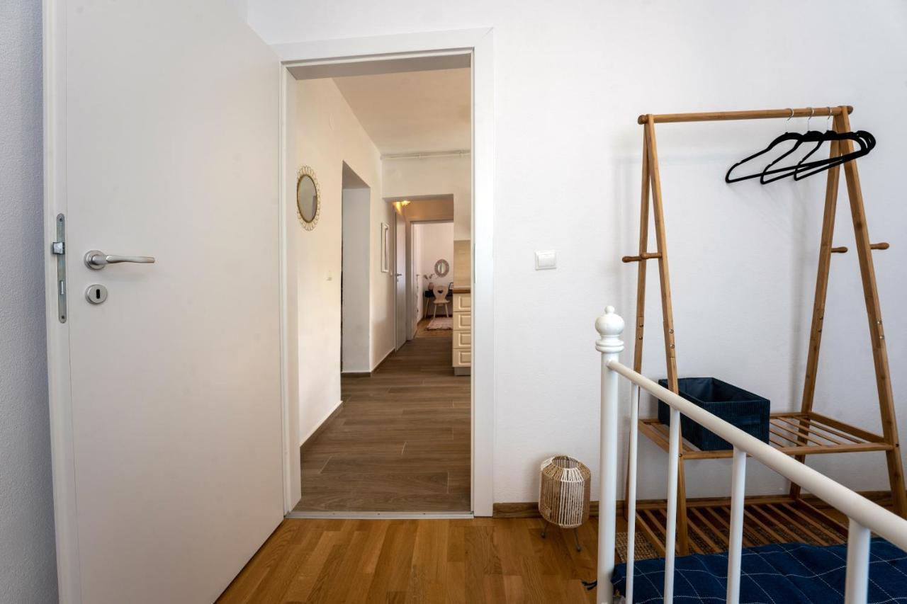 סיגישוארה Daisy Apartment 11 מראה חיצוני תמונה